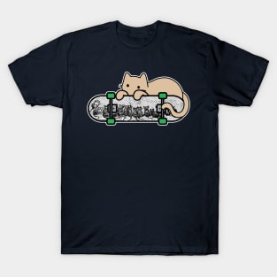 Cat and Skateboard Skateboarding Shy Cat and Mice T-Shirt